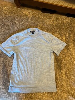 Banana Republic Women’s Light Blue Crewneck Merino Short Sleeve Sweater